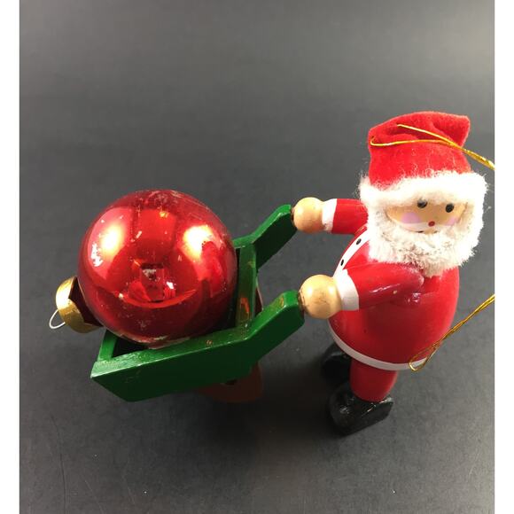 Vintage Avon Gallery Originals Hand-Painted Wood Ornaments (Set of 7) -1980s - v - Picture 3 of 5